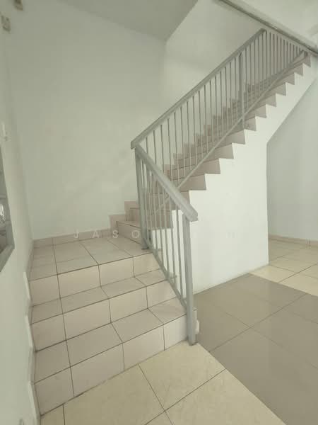 Rumah Teres 2 Tingkat untuk Dijual di Taman Prima Tropika (Seri Kembangan) - Jason Tan - Interior - PropertyGuru.com.my