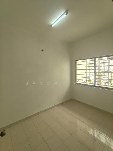 Rumah Teres 2 Tingkat untuk Dijual di Taman Prima Tropika (Seri Kembangan) - Jason Tan - Interior - PropertyGuru.com.my