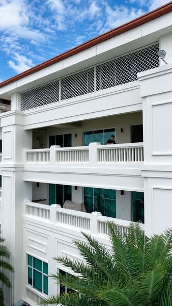 Service Residence for Sale at Straits Quay (The Suites at Waterside) - Billy Teh - Exterior - PropertyGuru.com.my
