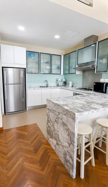 Service Residence for Sale at Straits Quay (The Suites at Waterside) - Billy Teh - Kitchen - PropertyGuru.com.my