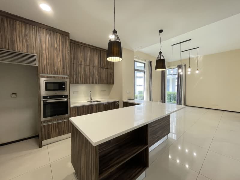 3.5-storey Terraced House for Sale in Desa Parkcity (Kuala Lumpur) - Lucas Toh - Kitchen - PropertyGuru.com.my