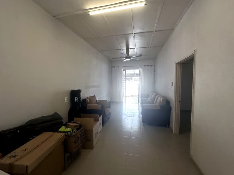 Rumah Teres 1 Tingkat untuk Dijual di Bukit Indah (Iskandar Puteri (Nusajaya)) - Erness Tan - Living Room - PropertyGuru.com.my