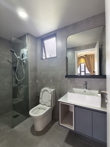 Servis Apartment untuk Disewa di M Luna - Jack Leu - Bathroom - PropertyGuru.com.my