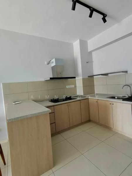 Service Residence for Sale at Emerald 9 - Aimns Goy - Kitchen - PropertyGuru.com.my