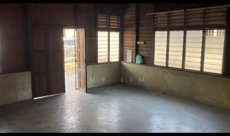 Tanah Kediaman untuk Dijual di Kampung Sungai Jarom (Jenjarom) - Amy Lim - Interior - PropertyGuru.com.my