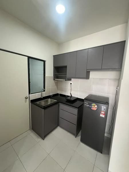 Pangsapuri untuk Disewa di Residensi Max - Meister CY - Kitchen - PropertyGuru.com.my