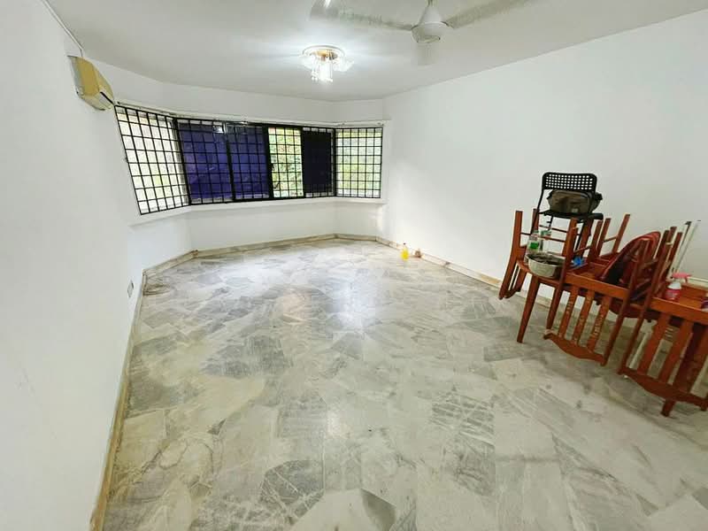 Pangsapuri untuk Dijual di Winner Court A - Jayden Chik - Living Room - PropertyGuru.com.my