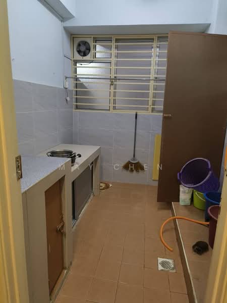 Kondominium untuk Dijual di Kelana Puteri - May Chen - Kitchen - PropertyGuru.com.my