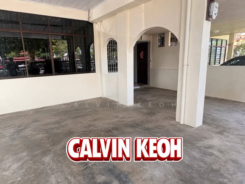 Rumah Berkembar untuk Dijual di Taman Sri Genting (Balik Pulau) - Calvin Keoh - Exterior - PropertyGuru.com.my