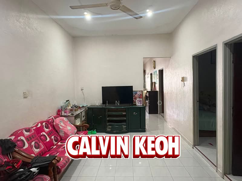 Rumah Berkembar untuk Dijual di Taman Sri Genting (Balik Pulau) - Calvin Keoh - Living Room - PropertyGuru.com.my