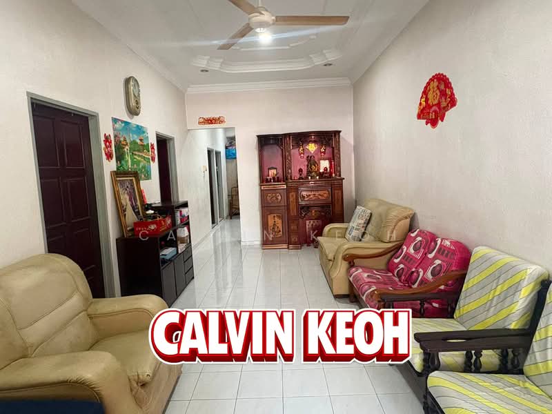 Rumah Berkembar untuk Dijual di Taman Sri Genting (Balik Pulau) - Calvin Keoh - Living Room - PropertyGuru.com.my