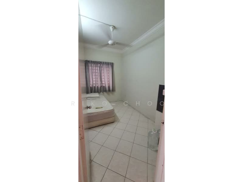 Apartment for Sale at Bayu Puteri - Riko Choo - Bedroom - PropertyGuru.com.my