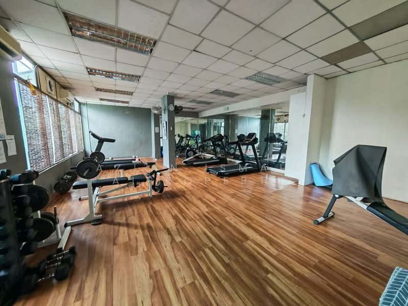Apartment for Sale at Danga View Apartment - Azlan Ismail aiproperty - Gym - PropertyGuru.com.my