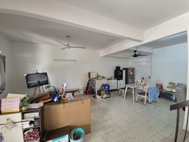 2-storey Terraced House for Sale in SS2 (Petaling Jaya) - Remus Chen - Living Room - PropertyGuru.com.my