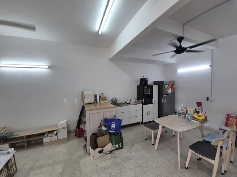2-storey Terraced House for Sale in SS2 (Petaling Jaya) - Remus Chen - Kitchen - PropertyGuru.com.my