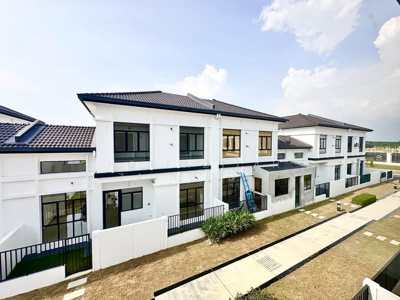 Semi-Detached House for Sale in Kuala Selangor (Selangor) - NORFADILAH ZAINUDDIN - Exterior - PropertyGuru.com.my
