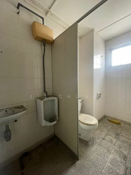 Shop / Office for Rent in Taman Maluri (Cheras) - Liz Chong - Bathroom - PropertyGuru.com.my