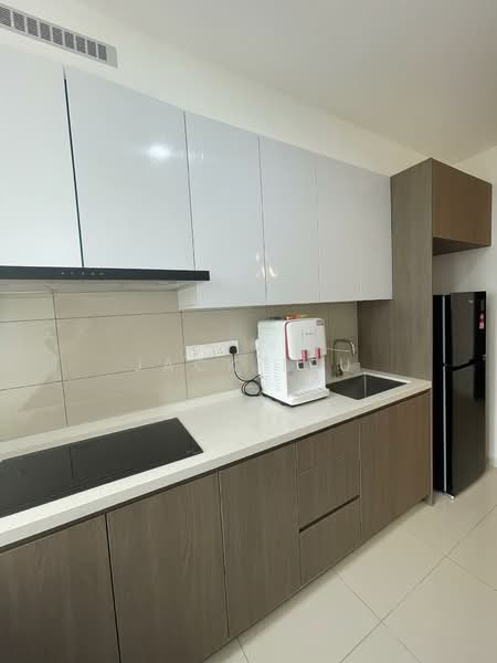 Servis Apartment untuk Disewa di Residensi Ava @ Kiara Bay - Jack Leu - Kitchen - PropertyGuru.com.my