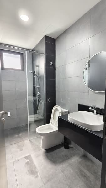 Servis Apartment untuk Disewa di Residensi Ava @ Kiara Bay - Jack Leu - Bathroom - PropertyGuru.com.my
