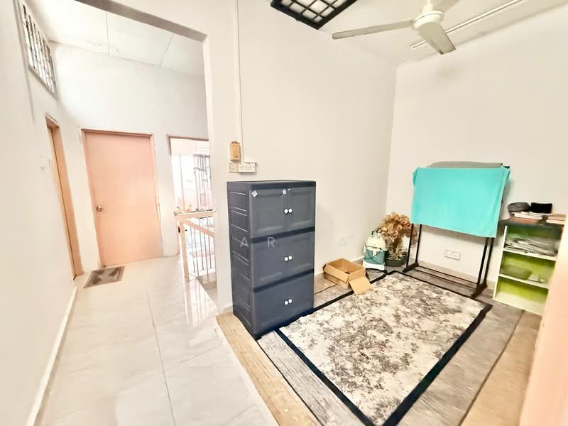 2-storey Terraced House for Sale in Taman Baiduri (Dengkil) - Amzar Faiz - PropertyGuru.com.my
