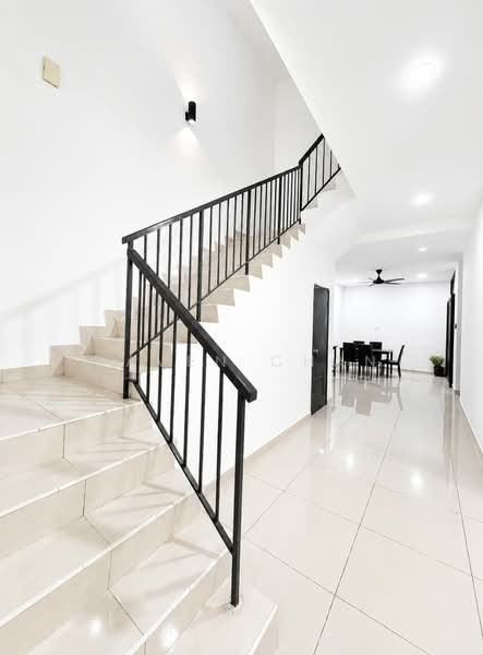 Cluster House for Rent in Taman Scientex Kulai (Sedenak) - Caven Chan - Corridor - PropertyGuru.com.my