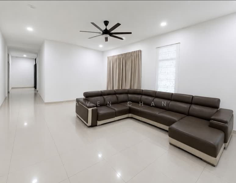 Cluster House for Rent in Taman Scientex Kulai (Sedenak) - Caven Chan - Living Room - PropertyGuru.com.my