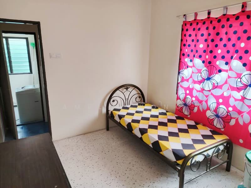 Semi-Detached House for Rent in Taman Lim (Ipoh) - Amelia Kong - Bedroom - PropertyGuru.com.my