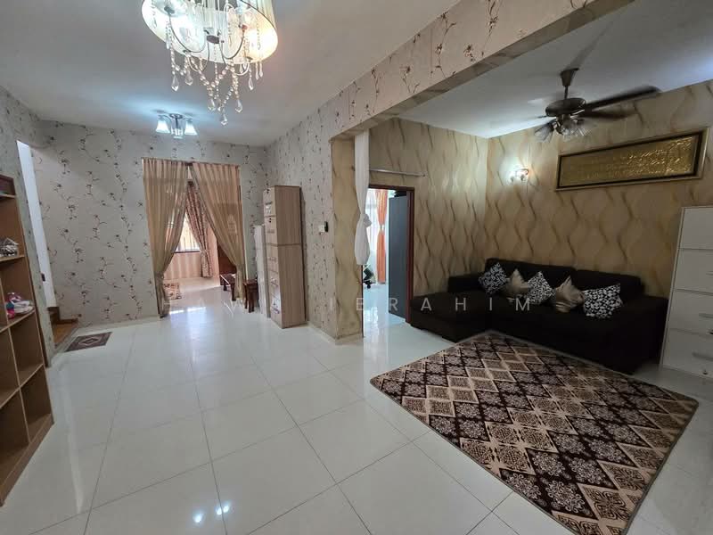 Rumah Banglo untuk Dijual di Nilai Impian (Nilai) - Hawa Ibrahim - Living Room - PropertyGuru.com.my