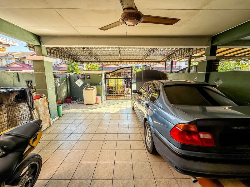 2-storey Terraced House for Sale in Desa Latania (Shah Alam) - Amzar Faiz - PropertyGuru.com.my