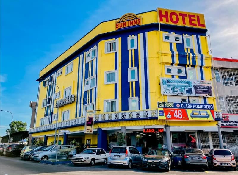 Shop for Rent in Seri Kembangan (Selangor) - Nicole Goh - Exterior - PropertyGuru.com.my