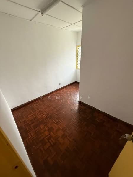 Flat for Rent at Pinggiran Batu Caves - Sam Yee - Interior - PropertyGuru.com.my
