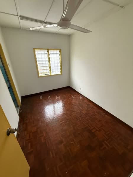 Flat for Rent at Pinggiran Batu Caves - Sam Yee - Interior - PropertyGuru.com.my