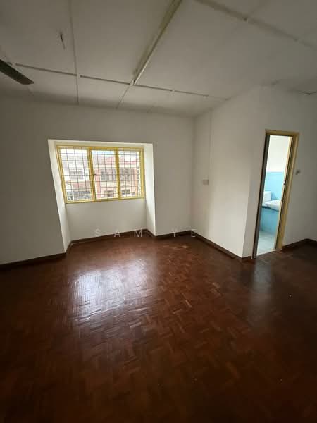 Flat for Rent at Pinggiran Batu Caves - Sam Yee - Interior - PropertyGuru.com.my