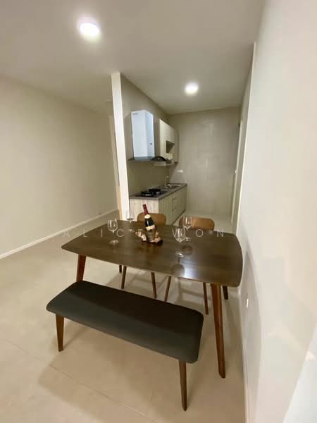 Servis Apartment untuk Disewa di Geo Bukit Rimau - Alice Wong - Dining Room - PropertyGuru.com.my