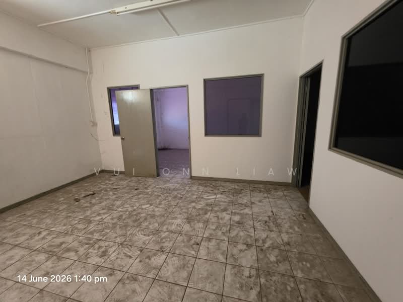 Warehouse for Rent in Kolombong (Kota Kinabalu) - Vui Onn Liaw - Interior - PropertyGuru.com.my