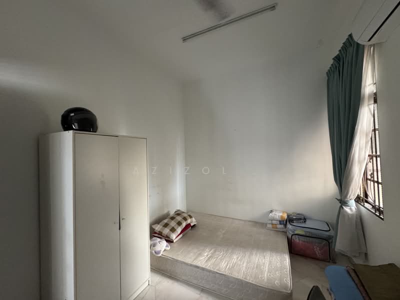 Terraced House for Sale in Petaling Jaya (Selangor) - Azizol . - PropertyGuru.com.my
