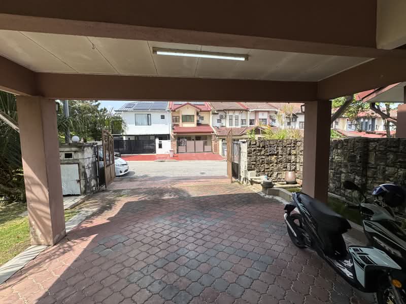 Terraced House for Sale in Petaling Jaya (Selangor) - Azizol . - PropertyGuru.com.my