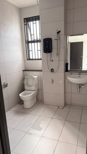 2-storey Terraced House for Sale in Elmina (Shah Alam) - Tracy Lai - Bathroom - PropertyGuru.com.my