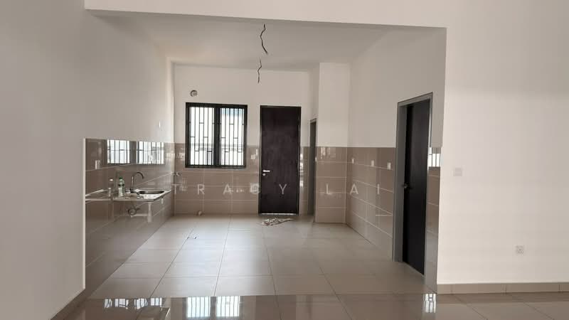 2-storey Terraced House for Sale in Elmina (Shah Alam) - Tracy Lai - Kitchen - PropertyGuru.com.my