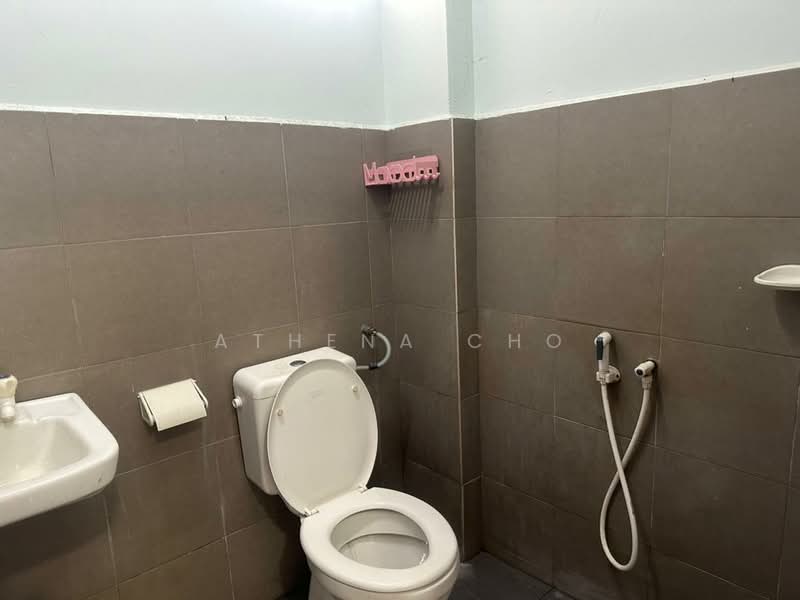 Flat for Rent at Bukit Inai - Athena Cho - Bathroom - PropertyGuru.com.my