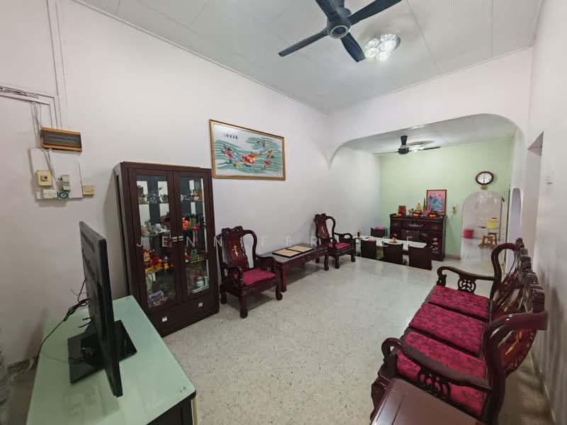 Rumah Teres 2 Tingkat untuk Dijual di Kepong Baru (Kepong) - Jennifer Tee - Living Room - PropertyGuru.com.my