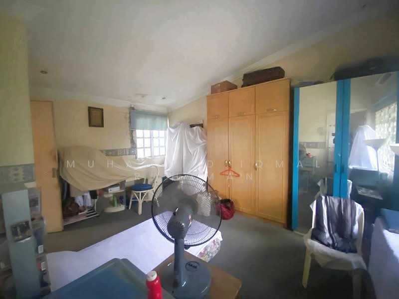 Rumah Banglo untuk Dijual di Seksyen 16 (Petaling Jaya) - Muhammad Iqmal Rahiman - Bedroom - PropertyGuru.com.my