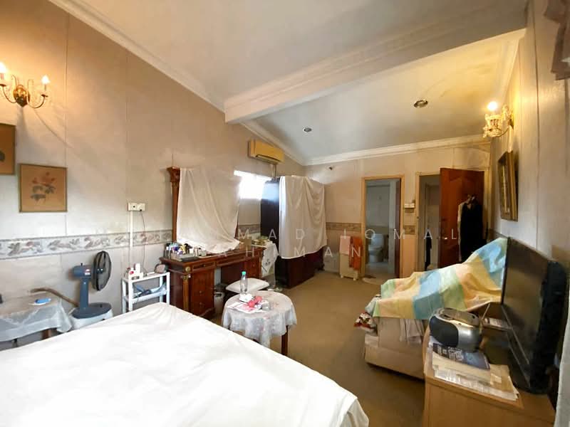 Rumah Banglo untuk Dijual di Seksyen 16 (Petaling Jaya) - Muhammad Iqmal Rahiman - Bedroom - PropertyGuru.com.my