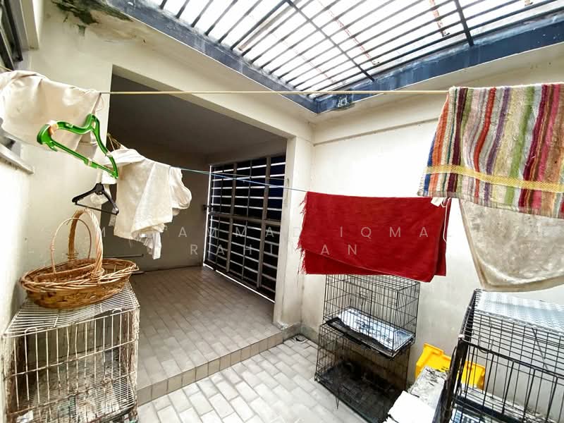 Rumah Banglo untuk Dijual di Seksyen 16 (Petaling Jaya) - Muhammad Iqmal Rahiman - Balcony - PropertyGuru.com.my
