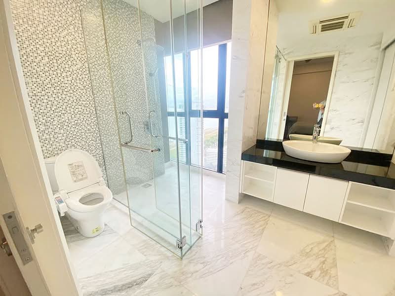 Kondominium untuk Dijual di Setia V Residences - Allen Yeoh - Bathroom - PropertyGuru.com.my