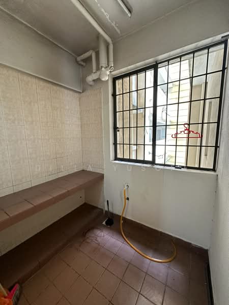 Kondominium untuk Dijual di Desaria Villa - DILLA YUSOFF - PropertyGuru.com.my