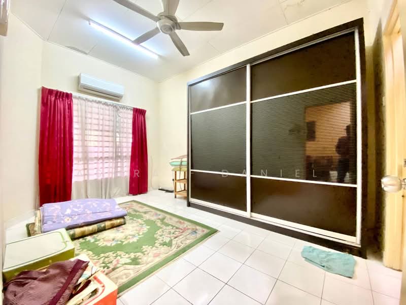 Rumah Teres 1 Tingkat untuk Dijual di Taman Pelangi Semenyih (Semenyih) - Ashraff Daniel - PropertyGuru.com.my
