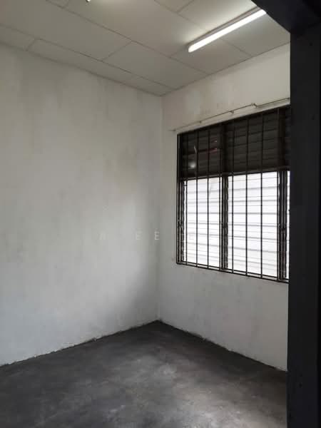 1-storey Terraced House for Sale in Taman Lip Sin (Sungai Dua) - A Ee Ee - Interior - PropertyGuru.com.my