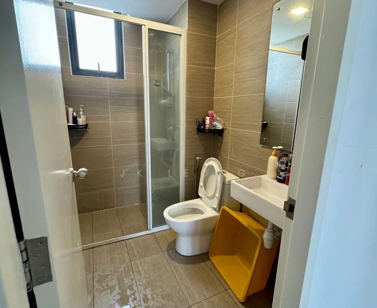 Service Residence for Sale at Lexa Residence @ The Quartz WM - JK Leong - Bathroom - PropertyGuru.com.my