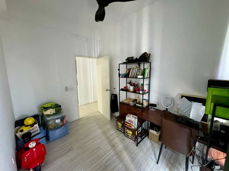 Service Residence for Sale at Lexa Residence @ The Quartz WM - JK Leong - Study - PropertyGuru.com.my